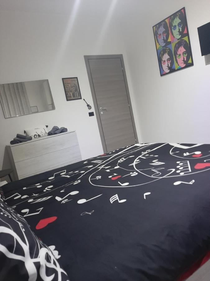 The Home Of Music Stars CTA Exteriör bild