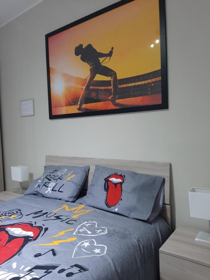 The Home Of Music Stars CTA Exteriör bild